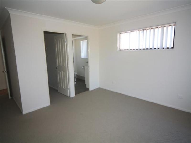 5 Turnberry Way, Dalby QLD 4405