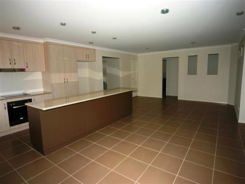 5 St Andrews Chase, Dalby QLD 4405