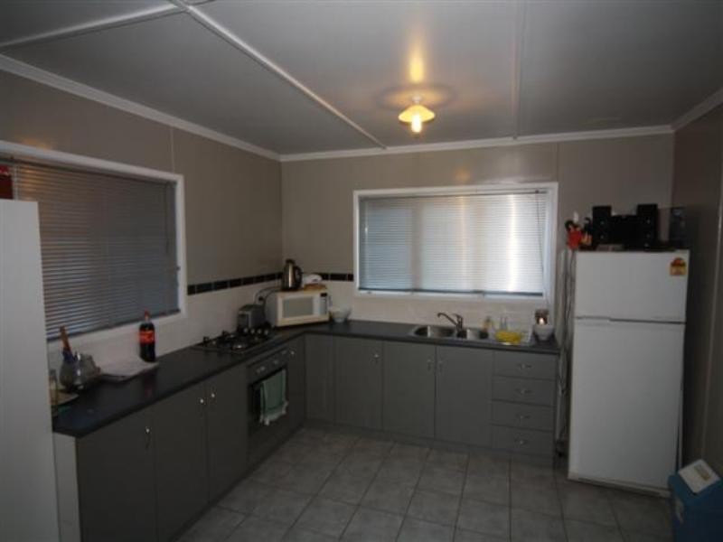 11 Homebush Street, Dalby QLD 4405