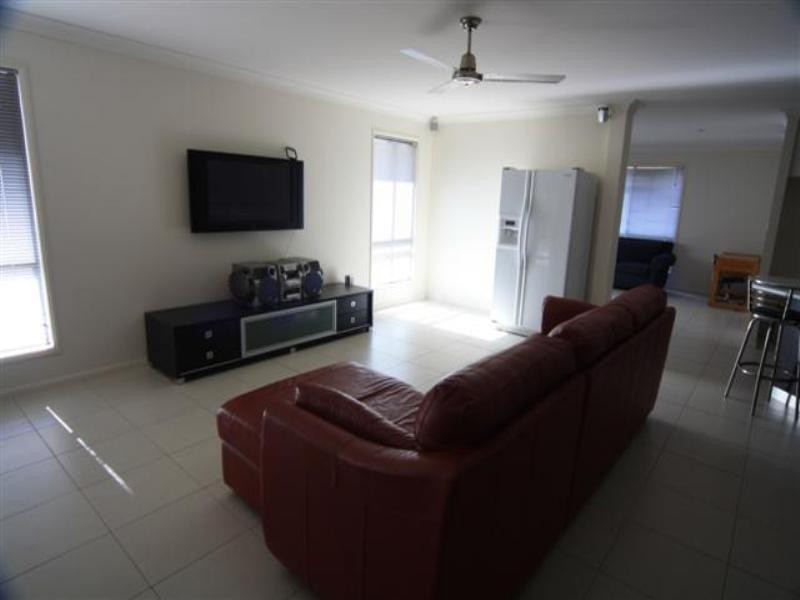 11 Burke Street, Dalby QLD 4405