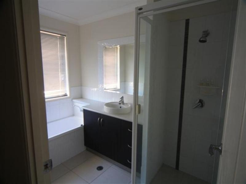 11 Burke Street, Dalby QLD 4405