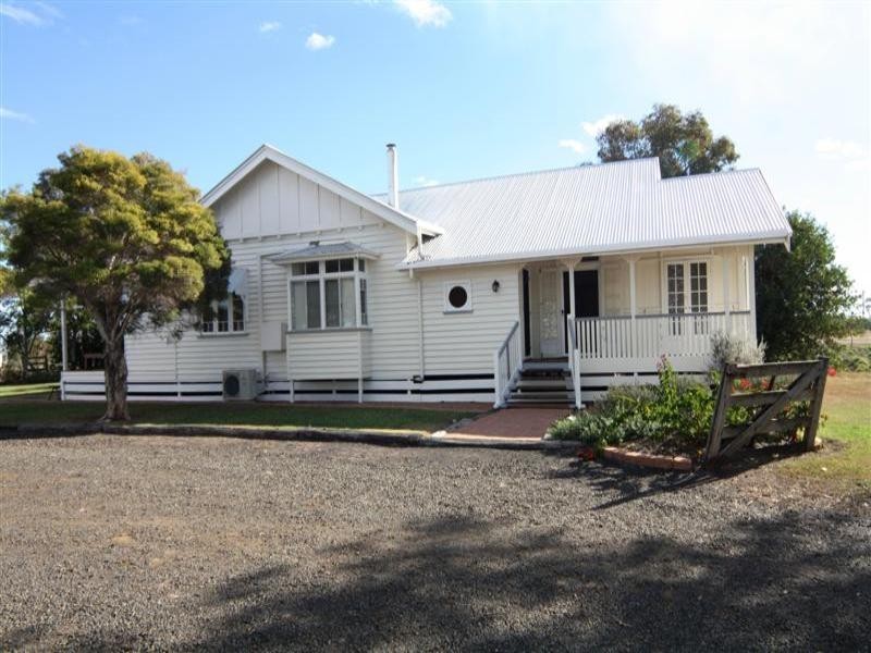 29 Sandalwood Avenue, Dalby QLD 4405