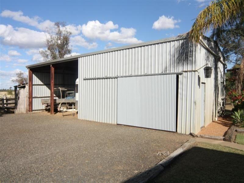 29 Sandalwood Avenue, Dalby QLD 4405