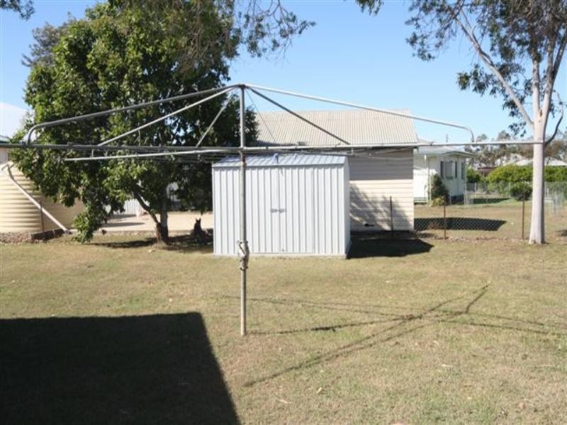 2 Blaxland Road, Dalby QLD 4405