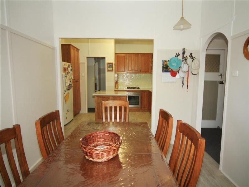 10 Beck Street, Dalby QLD 4405