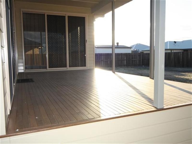 32 Diggers Drive, Dalby QLD 4405