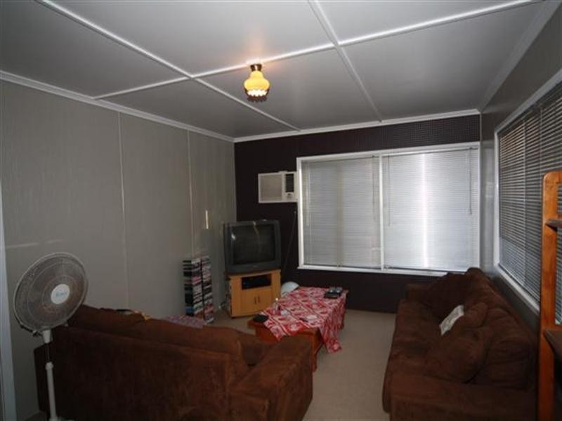 11 Homebush Street, Dalby QLD 4405