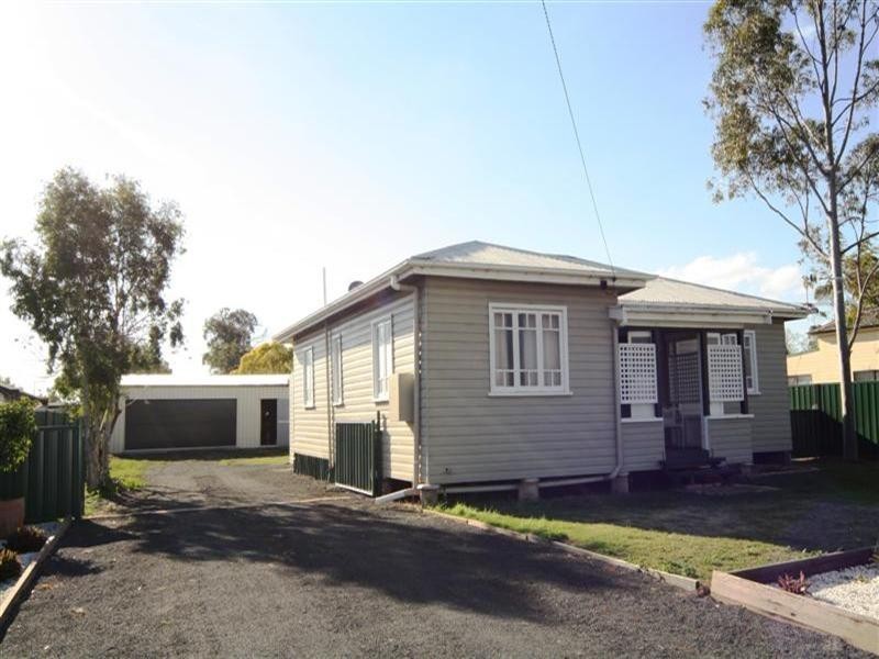 110 Pratten Street, Dalby QLD 4405