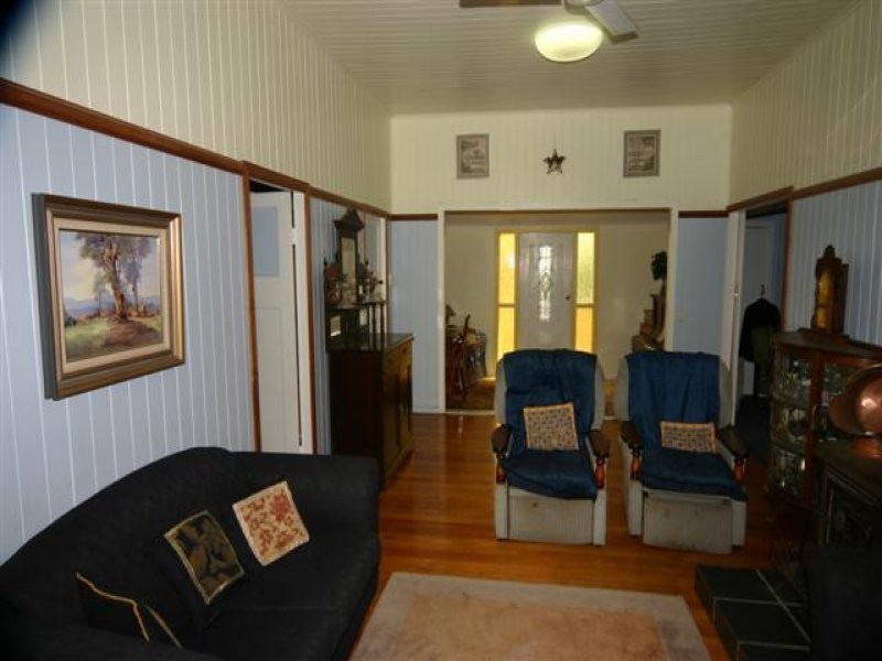 55 Edward Street, Dalby QLD 4405