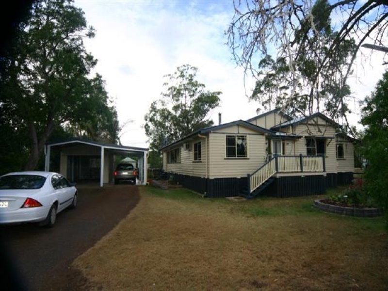 55 Edward Street, Dalby QLD 4405