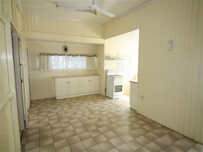 31 Bunya Street, Dalby QLD 4405