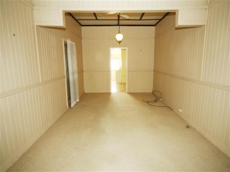 31 Bunya Street, Dalby QLD 4405