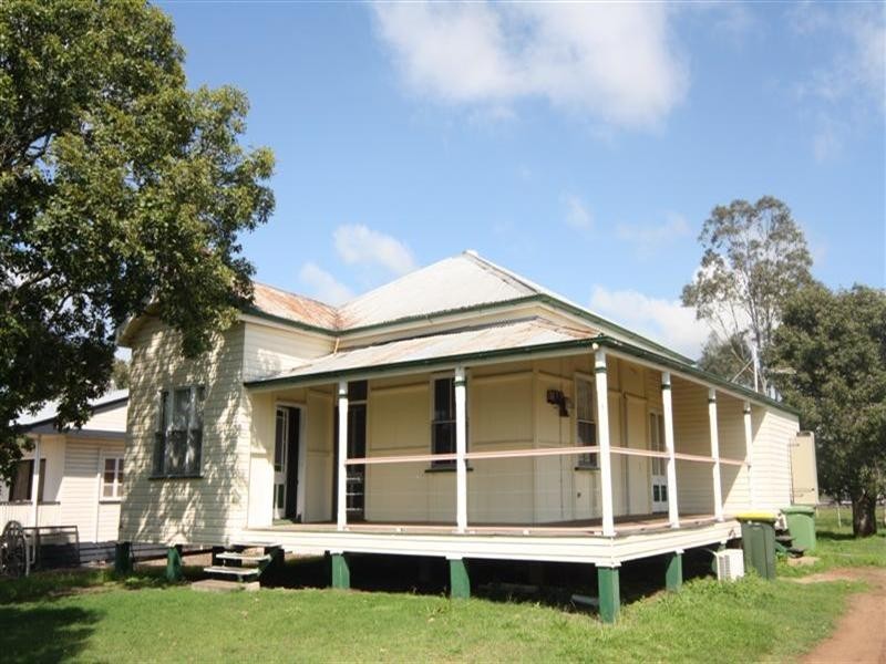 7 Lloyd Street, Dalby QLD 4405