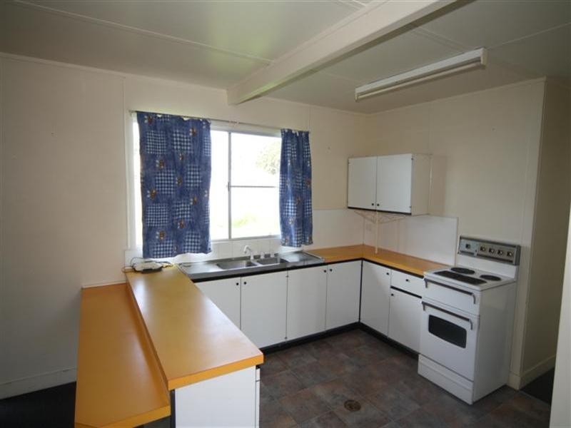 9 McQueen Street, Dalby QLD 4405