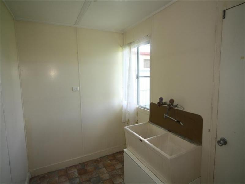 9 McQueen Street, Dalby QLD 4405