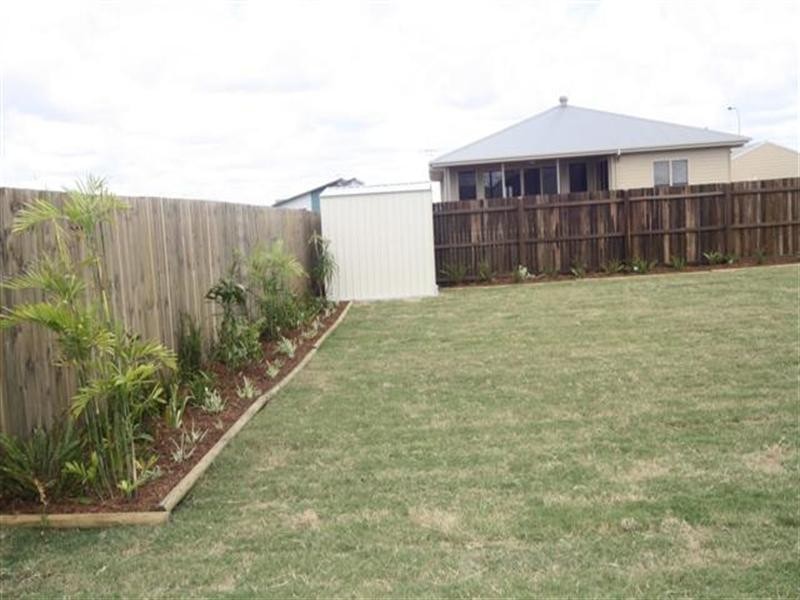 42 Diggers Drive, Dalby QLD 4405