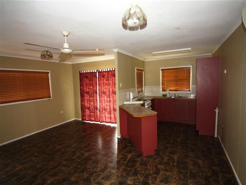 28 Owen Street, Dalby QLD 4405