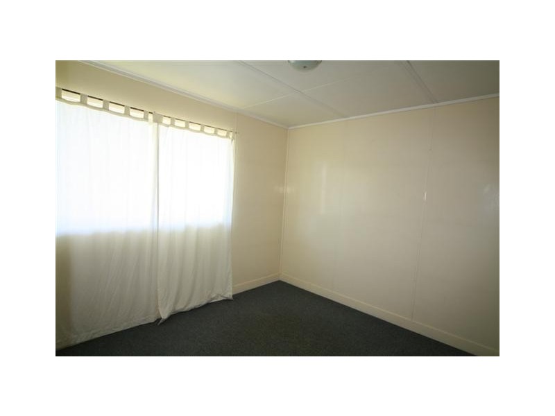 9 McQueen Street, Dalby QLD 4405