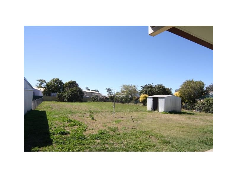 9 McQueen Street, Dalby QLD 4405