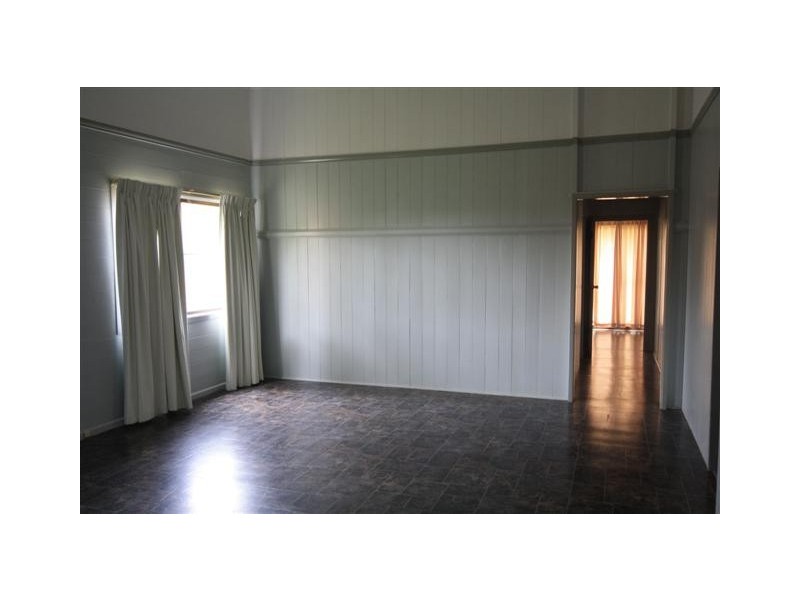 108 Pratten Street, Dalby QLD 4405