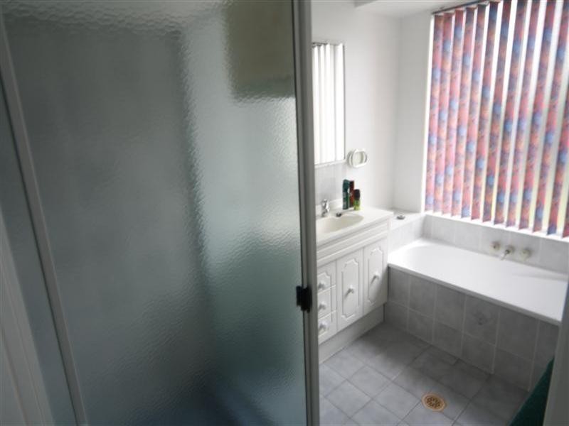 10 Lawson Street, Dalby QLD 4405