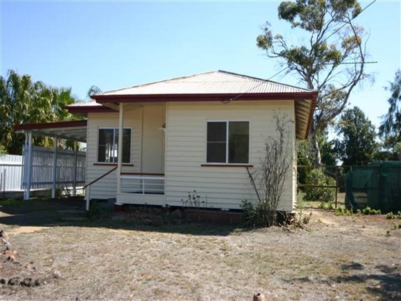 134 Pratten Street, Dalby QLD 4405