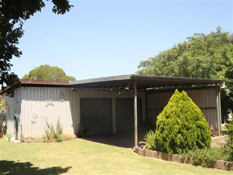 42 Palmer Street, Dalby QLD 4405