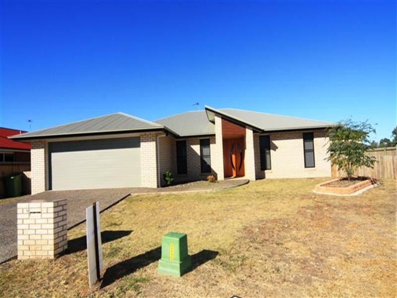 5 Turnberry Way, Dalby QLD 4405