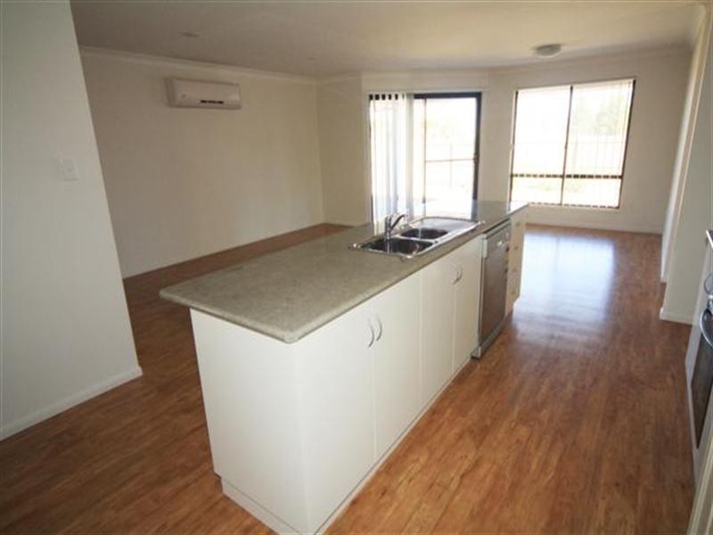 5 Turnberry Way, Dalby QLD 4405