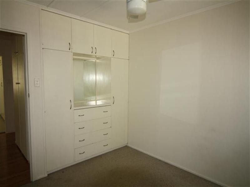 15 Wren Street, Dalby QLD 4405