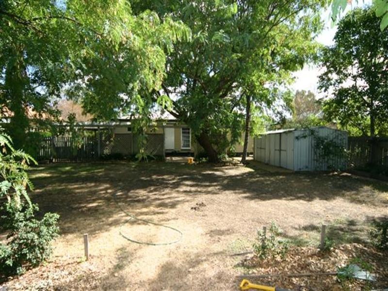 7 Wooburn Street, Dalby QLD 4405