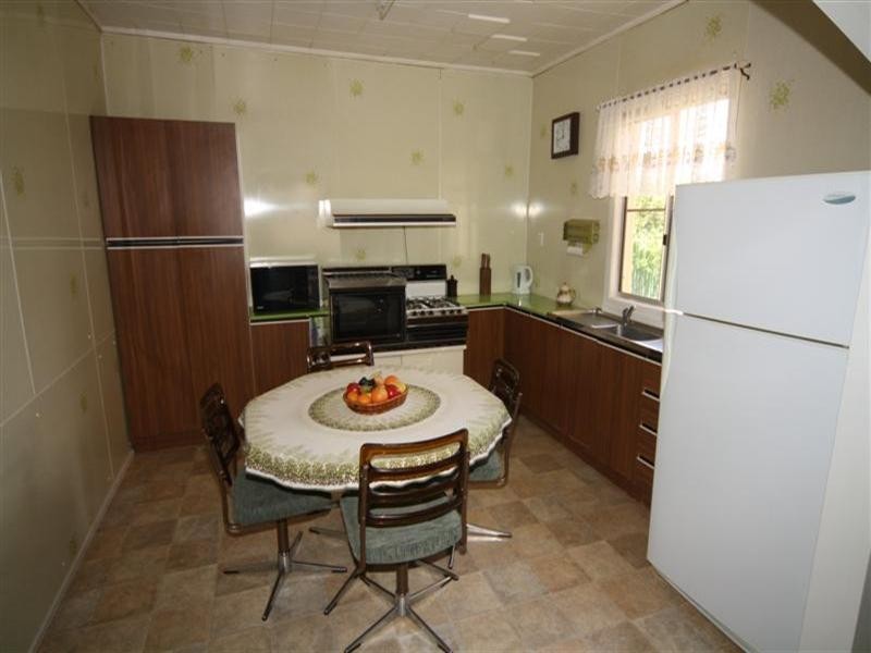 6 Clark Street, Dalby QLD 4405