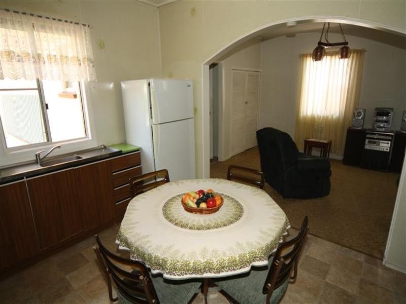 6 Clark Street, Dalby QLD 4405