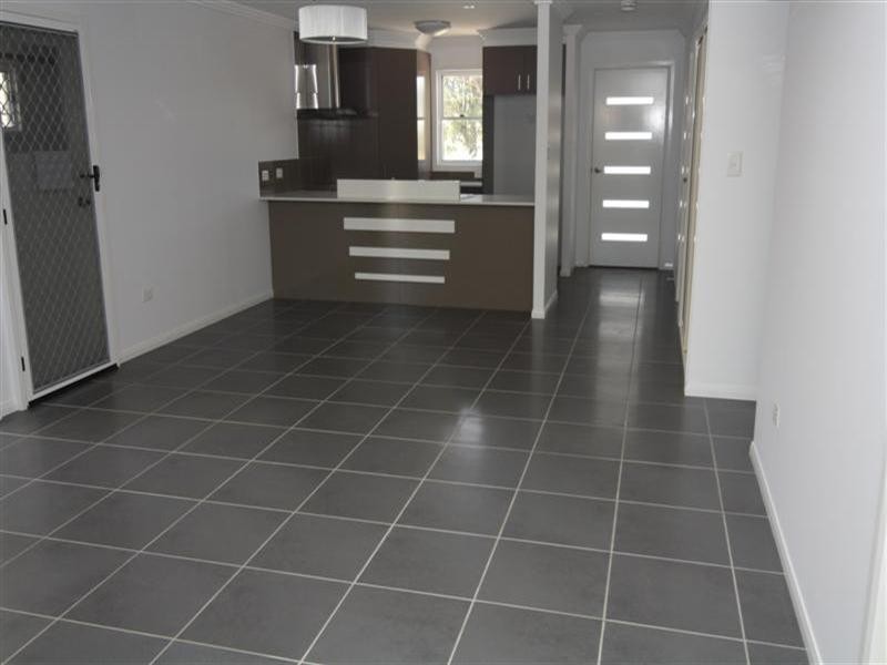 2/6 Jimbour Street, Dalby QLD 4405