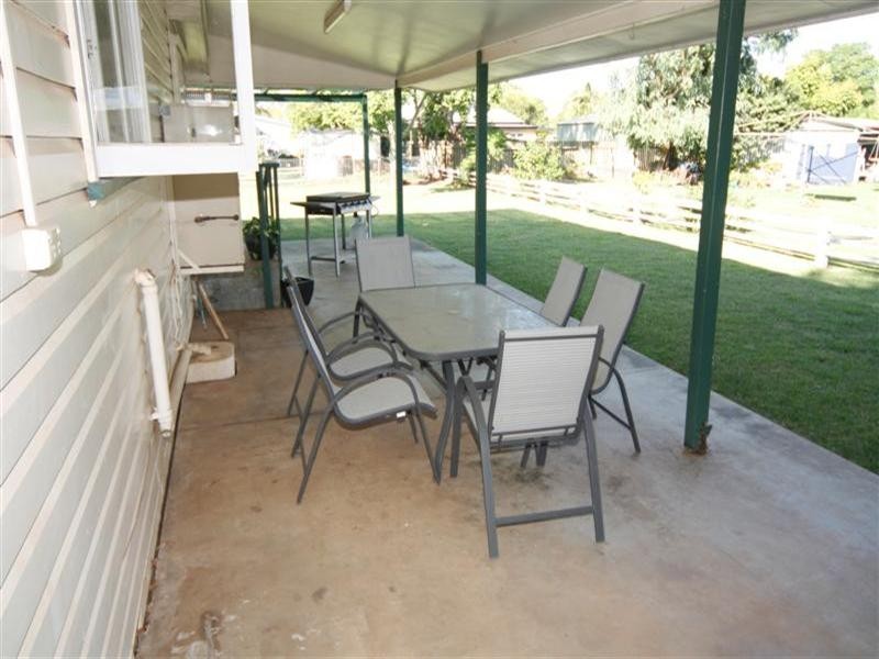 9 Moreton Street, Dalby QLD 4405