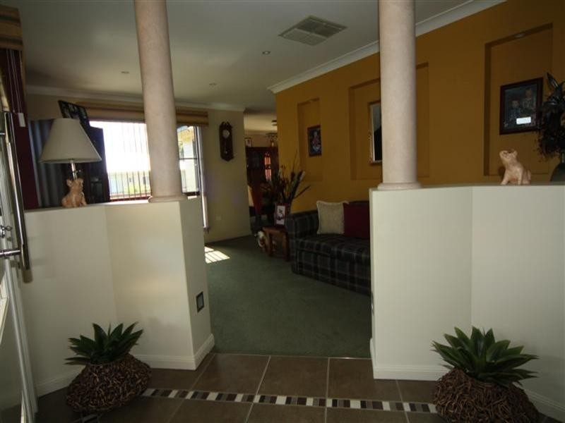 8 Jacaranda Court, Dalby QLD 4405