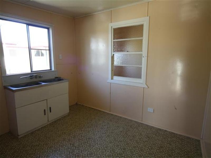 77 Myall Street, Dalby QLD 4405