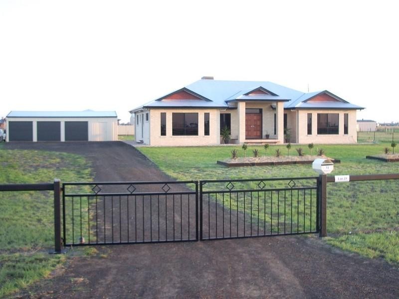 31 Diamond Drive, Dalby QLD 4405