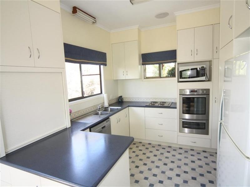 11 Swallow Street, Dalby QLD 4405