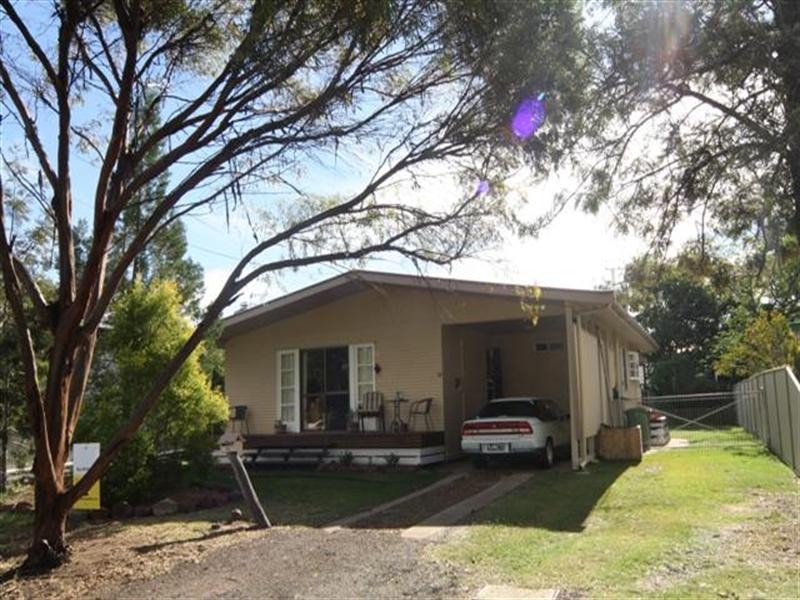 15 Swan Street, Dalby QLD 4405