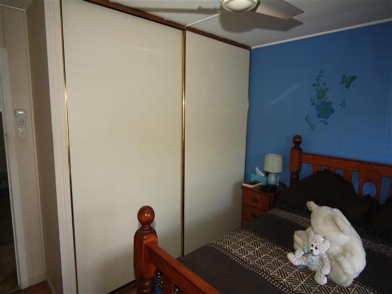 15 Swan Street, Dalby QLD 4405