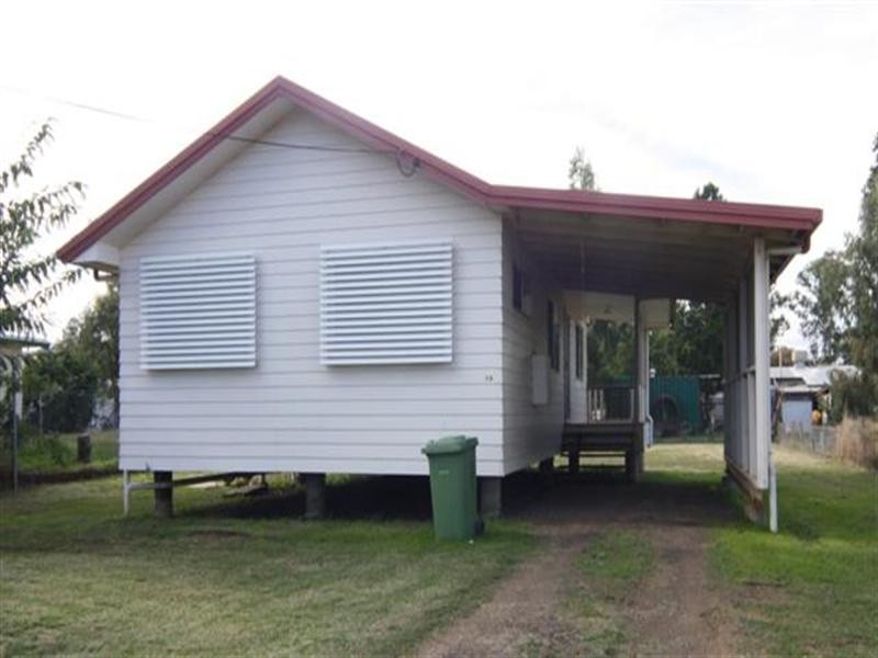 13 Carlow Drive, Dalby QLD 4405