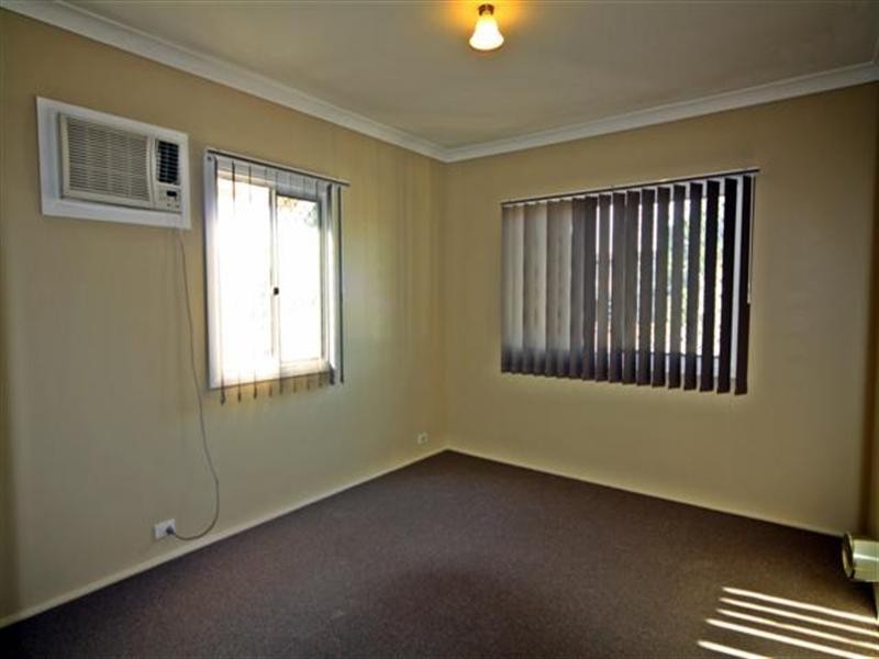 16 Bessie Street, Dalby QLD 4405