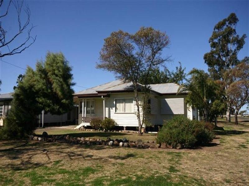 45 Charles Street, Dalby QLD 4405