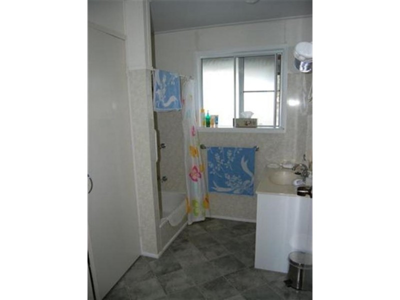 9 Dennis Street, Bell QLD 4408