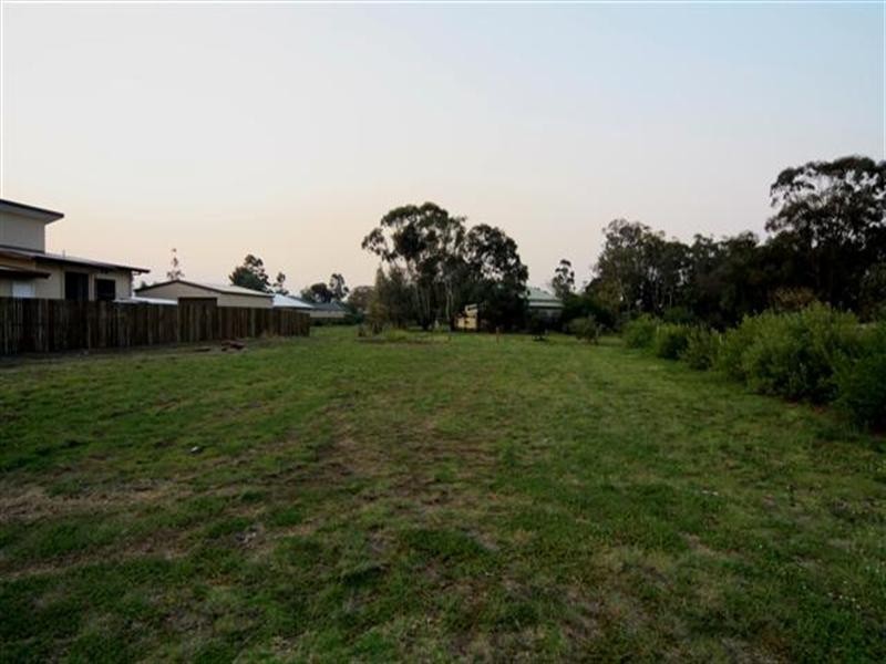 8 Glen Eagles Drive, Dalby QLD 4405