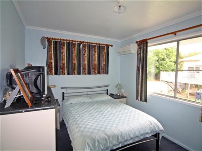 68 Bunya Street, Dalby QLD 4405