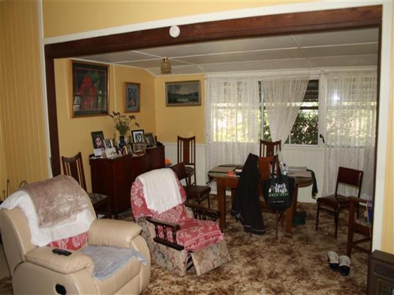 18 Eva Street, Jandowae QLD 4410