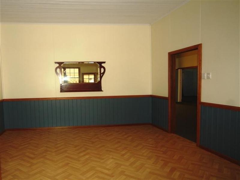 55 Edward Street, Dalby QLD 4405