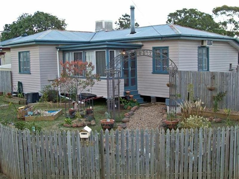 18a Orpen Street, Dalby QLD 4405